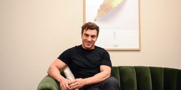 Airbnb’s New Services App Faces Criticism, But Chesky Should Be Happy