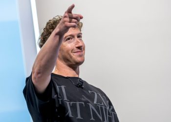Zuckerberg’s AI Vision Exceeds Q2 Expectations, Shares Soar