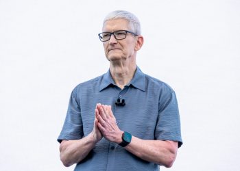 Apple’s AI Clock Has Struck Midnight, Says Analyst – Only a Perplexity Acquisition Can Save It