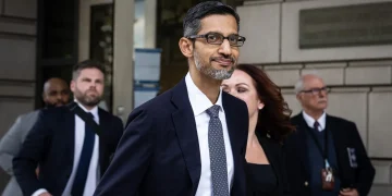 Judge orders Google to share data, limits deals, keeps Chrome