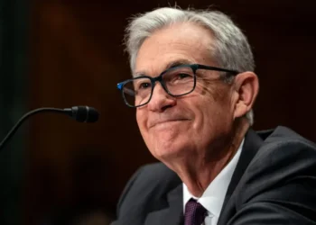 US Labor Market Stabilizes, Easing Pressure on the Federal Reserve
