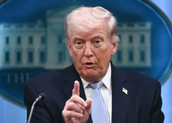 Trump Budget Growth Assumptions Face Scrutiny as $39 Trillion Debt Looms